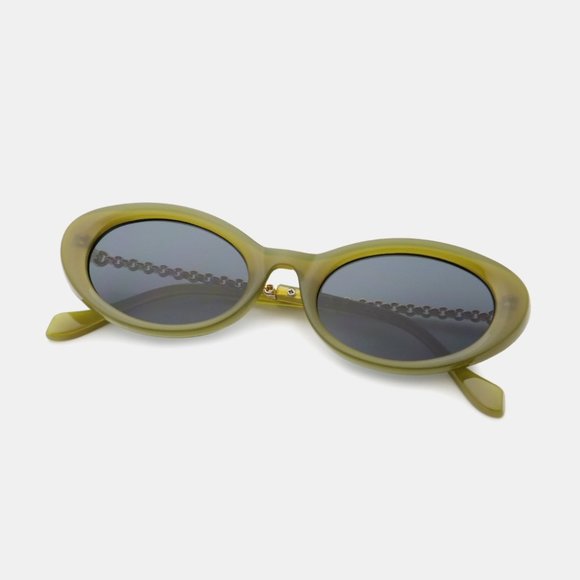 Cat-Eye Polycarbonate Frame Sunglasses in Green - Picture 2 of 5